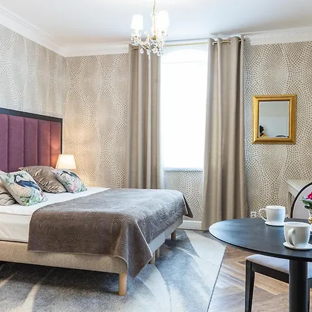 Antonina Aparthotel 4*