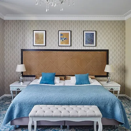 Antonina Aparthotel