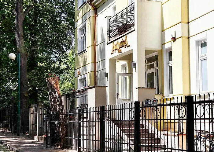 Aparthotel Antonina 4*